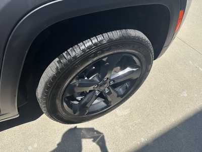 2025 Jeep Grand Cherokee L, $46860. Photo 10