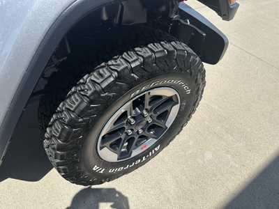 2019 Jeep Wrangler Unlimited, $29970. Photo 6