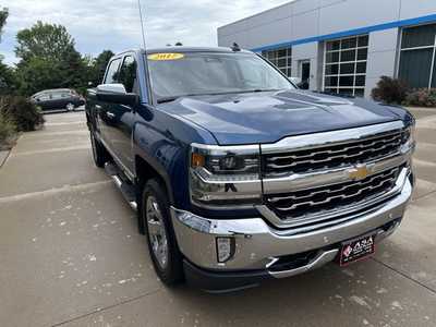 2017 Chevrolet 1500 Crew Cab, $33680. Photo 4