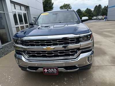 2017 Chevrolet 1500 Crew Cab, $33680. Photo 5