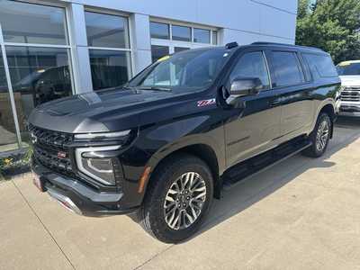 2025 Chevrolet Suburban, $73716. Photo 2