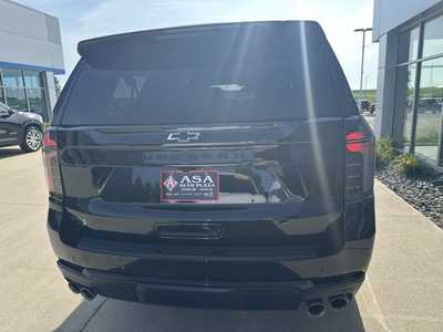 2025 Chevrolet Suburban, $73716. Photo 4