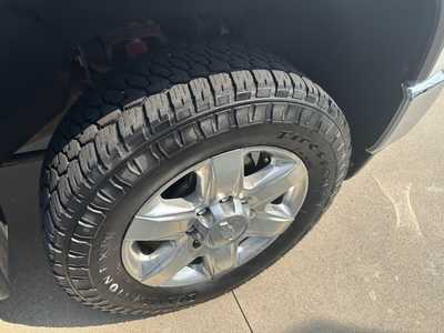 2020 Chevrolet 3500 Crew Cab, $34000. Photo 11