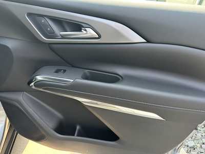 2026 Chevrolet Traverse, $49630. Photo 7