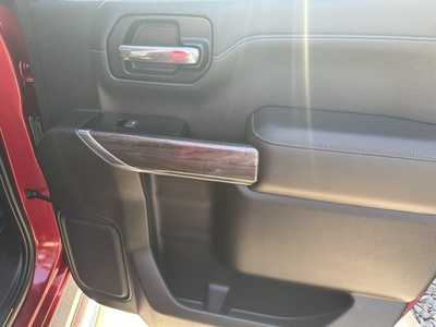 2019 Chevrolet 1500 Crew Cab, $42997. Photo 12