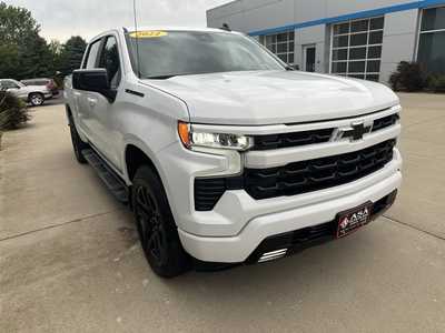 2024 Chevrolet 1500 Crew Cab, $44777. Photo 4