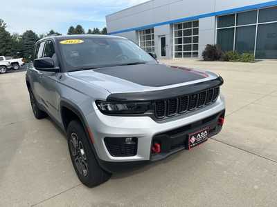 2022 Jeep Grand Cherokee, $33135. Photo 4