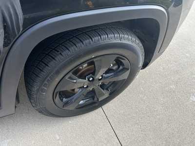 2017 Jeep Cherokee, $10885. Photo 10
