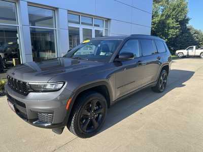 2022 Jeep Grand Cherokee L, $32999. Photo 2