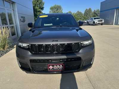 2022 Jeep Grand Cherokee L, $32999. Photo 5