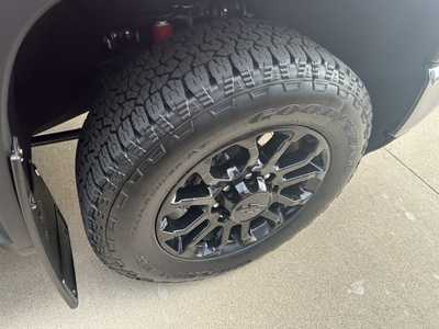 2025 Chevrolet 3500 Crew Cab, $69500. Photo 11