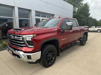 2025 Chevrolet 3500 Crew Cab, $69500. Photo 2