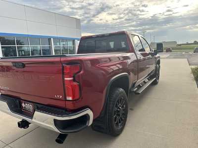 2025 Chevrolet 3500 Crew Cab, $69500. Photo 3