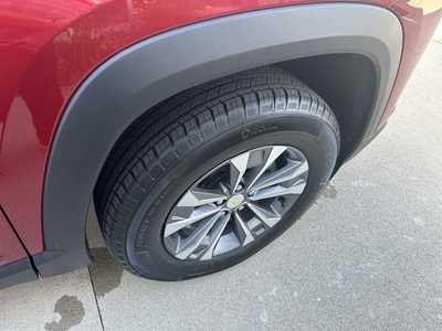 2026 Chevrolet Equinox, $34540. Photo 11