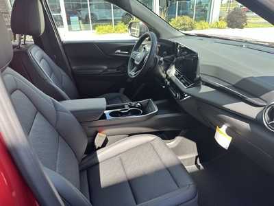 2026 Chevrolet Equinox, $34540. Photo 9