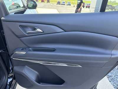 2026 Chevrolet Traverse, $49420. Photo 12