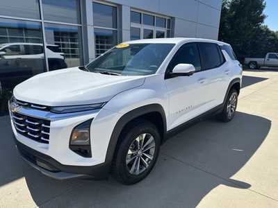 2026 Chevrolet Equinox, $35490. Photo 2