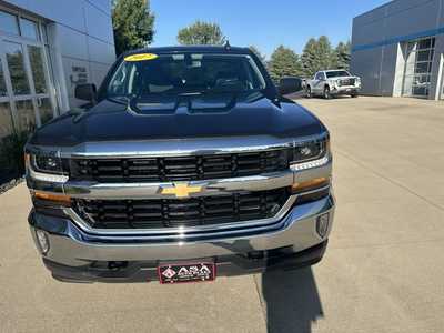 2017 Chevrolet 1500 Crew Cab, $22672. Photo 3