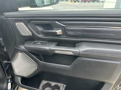 2019 RAM 1500, $. Photo 8