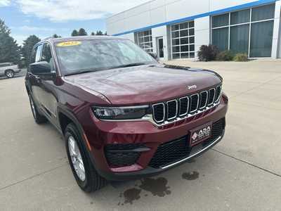 2025 Jeep Grand Cherokee, $42915. Photo 6