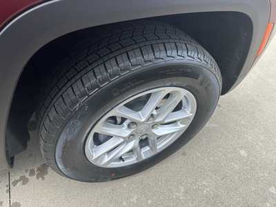 2025 Jeep Grand Cherokee, $42915. Photo 8