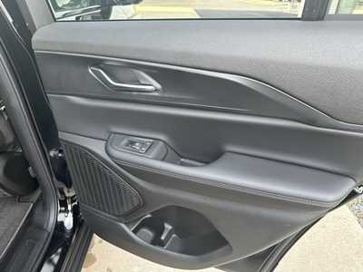 2025 Jeep Grand Cherokee, $40915. Photo 12