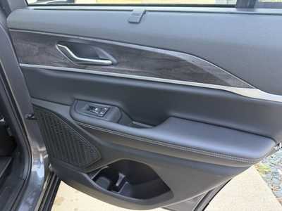 2025 Jeep Grand Cherokee, $54405. Photo 10