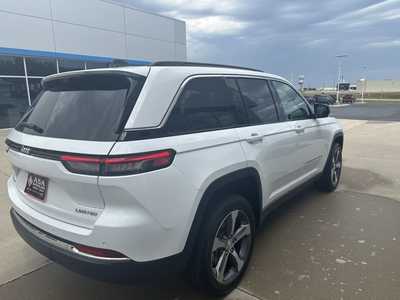 2025 Jeep Grand Cherokee, $53710. Photo 3