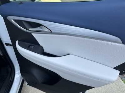2025 Buick Envision, $45500. Photo 9
