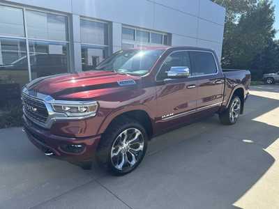 2023 RAM 1500 Crew Cab, $. Photo 2