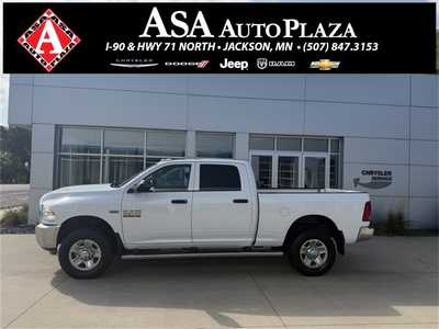 2017 RAM 3500 Crew Cab, $26900. Photo 1