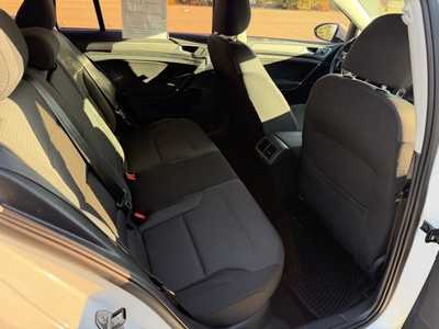 2016 Volkswagen Golf, $12595. Photo 10