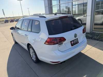 2016 Volkswagen Golf, $12595. Photo 9