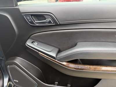 2019 Chevrolet Tahoe, $23500. Photo 7