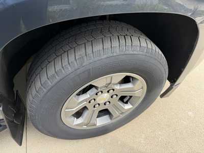 2019 Chevrolet Tahoe, $23500. Photo 8
