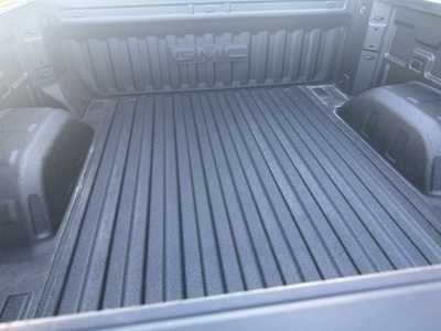 2024 GMC 1500 Crew Cab, $52988. Photo 10