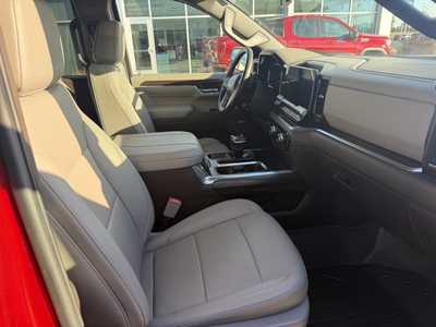 2024 GMC 1500 Crew Cab, $52988. Photo 12