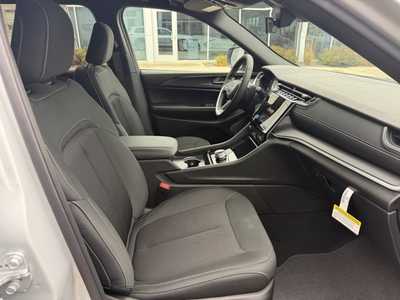 2025 Jeep Grand Cherokee L, $44415. Photo 8