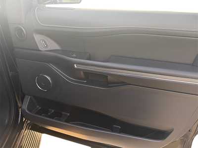 2022 Ford Expedition, $45515. Photo 11