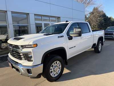 2026 Chevrolet 3500 Crew Cab, $78155. Photo 2