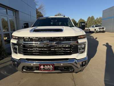 2026 Chevrolet 3500 Crew Cab, $78155. Photo 3