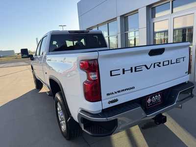 2026 Chevrolet 3500 Crew Cab, $78155. Photo 9