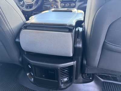 2020 RAM 1500 Crew Cab, $25775. Photo 12