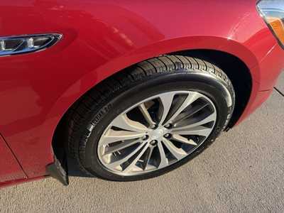 2018 Buick LaCrosse, $15888. Photo 8