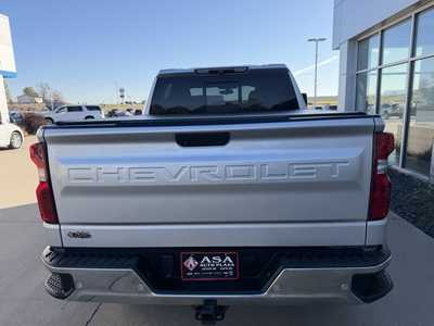 2020 Chevrolet 1500 Crew Cab, $24925. Photo 8