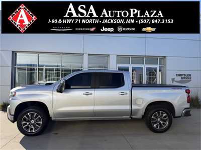 2020 Chevrolet 1500 Crew Cab, $24925. Photo 1
