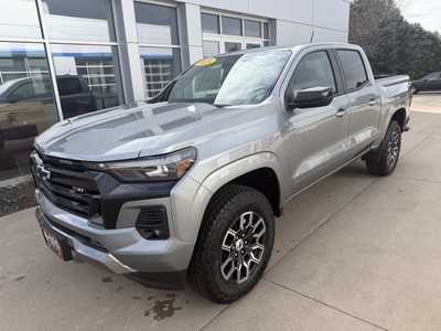 2026 Chevrolet Colorado Crew Cab, $46465. Photo 2