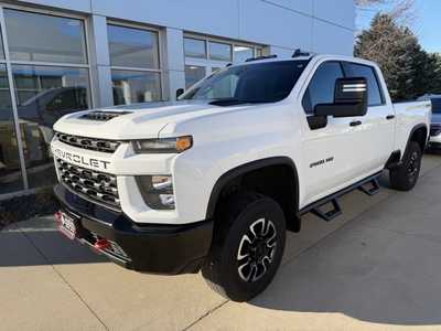 2020 Chevrolet 2500 Crew Cab, $. Photo 2