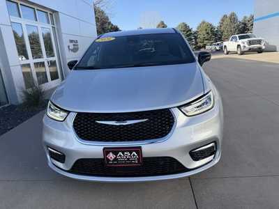 2026 Chrysler Pacifica, $44140. Photo 3