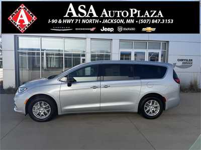 2026 Chrysler Pacifica, $44140. Photo 1